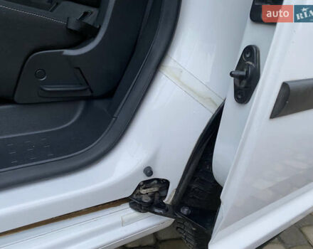 Белый Фольксваген Кадди, объемом двигателя 2 л и пробегом 260 тыс. км за 13900 $, фото 29 на Automoto.ua