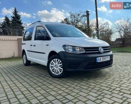 Белый Фольксваген Кадди, объемом двигателя 1.6 л и пробегом 180 тыс. км за 13000 $, фото 9 на Automoto.ua