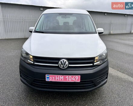 Белый Фольксваген Кадди, объемом двигателя 2 л и пробегом 167 тыс. км за 17500 $, фото 1 на Automoto.ua