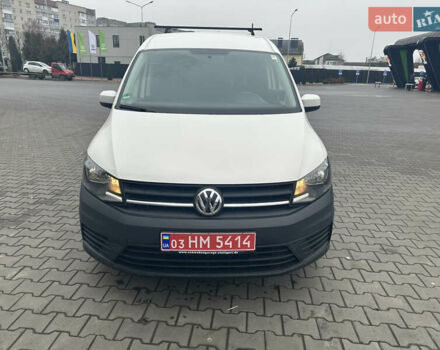 Белый Фольксваген Кадди, объемом двигателя 2 л и пробегом 189 тыс. км за 17200 $, фото 1 на Automoto.ua