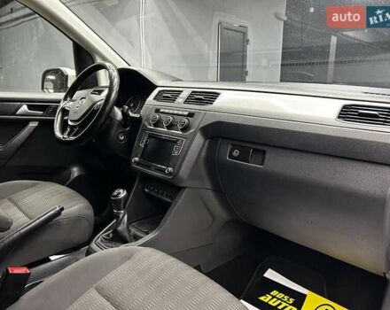 Білий Фольксваген Кадді, об'ємом двигуна 1.97 л та пробігом 256 тис. км за 18800 $, фото 8 на Automoto.ua