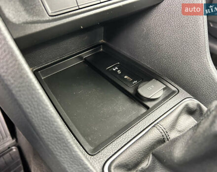 Белый Фольксваген Кадди, объемом двигателя 2 л и пробегом 167 тыс. км за 17500 $, фото 41 на Automoto.ua