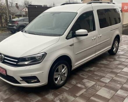 Белый Фольксваген Кадди, объемом двигателя 1.97 л и пробегом 256 тыс. км за 17800 $, фото 2 на Automoto.ua