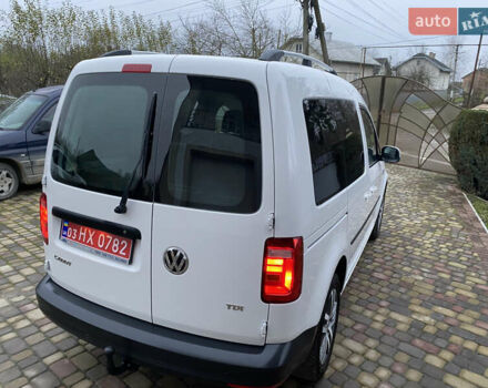 Белый Фольксваген Кадди, объемом двигателя 2 л и пробегом 260 тыс. км за 13900 $, фото 7 на Automoto.ua
