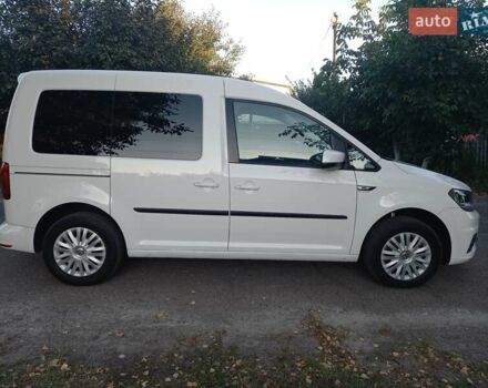 Белый Фольксваген Кадди, объемом двигателя 1.97 л и пробегом 196 тыс. км за 14550 $, фото 4 на Automoto.ua
