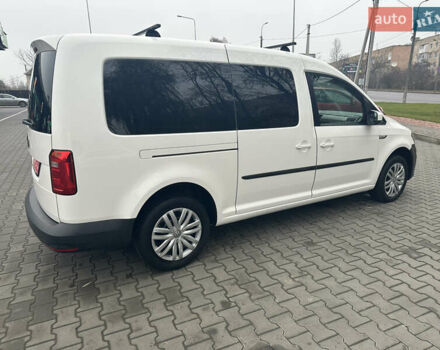 Белый Фольксваген Кадди, объемом двигателя 2 л и пробегом 189 тыс. км за 17200 $, фото 3 на Automoto.ua