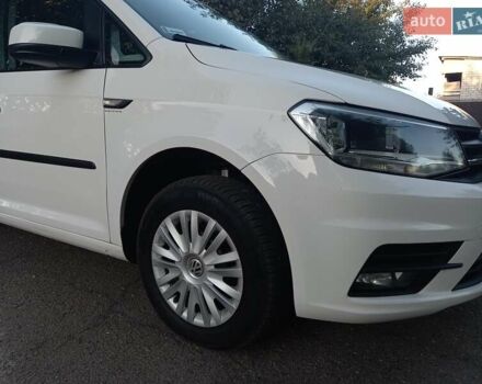 Белый Фольксваген Кадди, объемом двигателя 1.97 л и пробегом 196 тыс. км за 14550 $, фото 24 на Automoto.ua