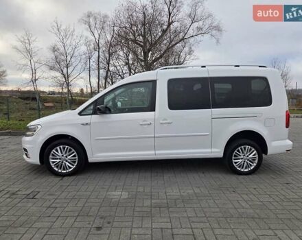 Белый Фольксваген Кадди, объемом двигателя 1.97 л и пробегом 263 тыс. км за 18700 $, фото 2 на Automoto.ua
