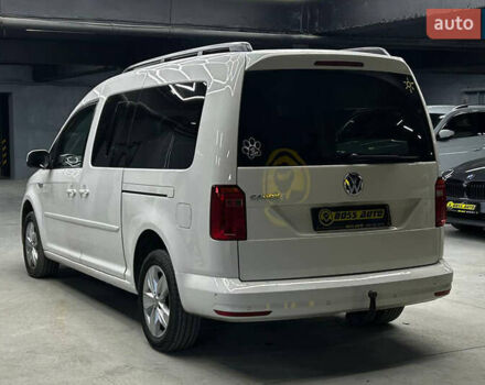 Білий Фольксваген Кадді, об'ємом двигуна 1.97 л та пробігом 256 тис. км за 18800 $, фото 3 на Automoto.ua