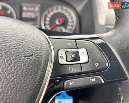 Белый Фольксваген Кадди, объемом двигателя 2 л и пробегом 167 тыс. км за 17500 $, фото 45 на Automoto.ua