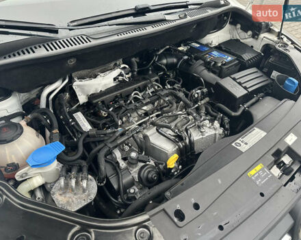 Белый Фольксваген Кадди, объемом двигателя 2 л и пробегом 189 тыс. км за 17200 $, фото 15 на Automoto.ua