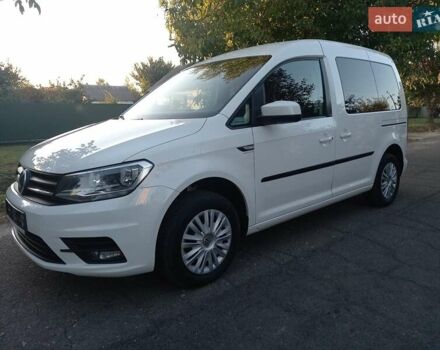 Белый Фольксваген Кадди, объемом двигателя 1.97 л и пробегом 196 тыс. км за 14550 $, фото 5 на Automoto.ua