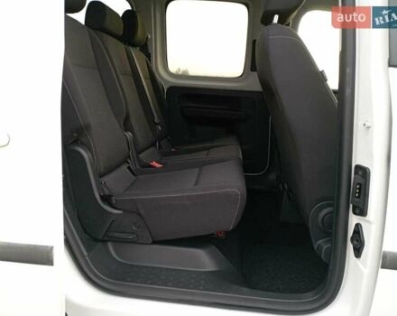 Белый Фольксваген Кадди, объемом двигателя 2 л и пробегом 140 тыс. км за 17900 $, фото 5 на Automoto.ua