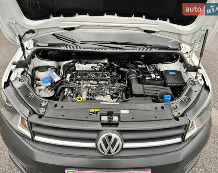 Белый Фольксваген Кадди, объемом двигателя 2 л и пробегом 167 тыс. км за 17500 $, фото 46 на Automoto.ua