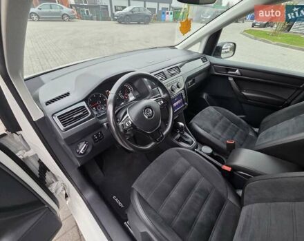 Белый Фольксваген Кадди, объемом двигателя 1.97 л и пробегом 263 тыс. км за 18700 $, фото 16 на Automoto.ua