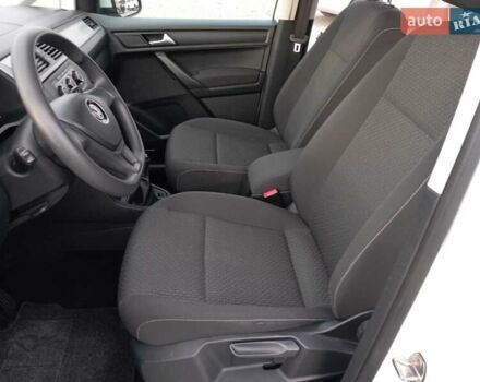 Белый Фольксваген Кадди, объемом двигателя 2 л и пробегом 140 тыс. км за 17900 $, фото 14 на Automoto.ua