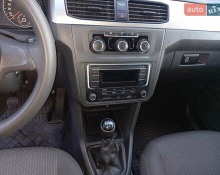 Белый Фольксваген Кадди, объемом двигателя 1.97 л и пробегом 196 тыс. км за 14550 $, фото 16 на Automoto.ua