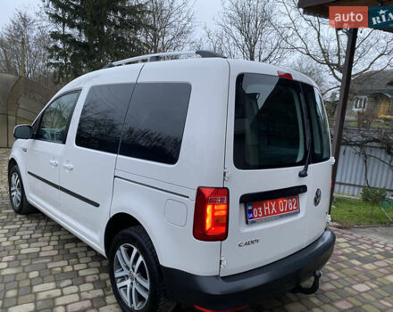 Белый Фольксваген Кадди, объемом двигателя 2 л и пробегом 260 тыс. км за 13900 $, фото 9 на Automoto.ua