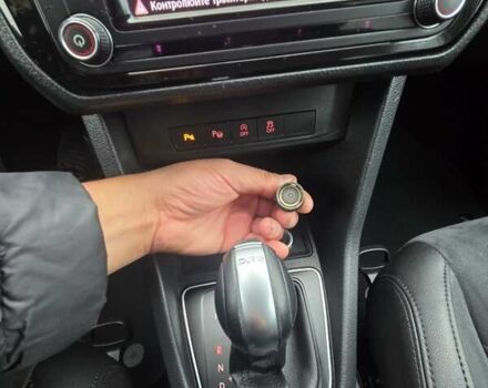 Белый Фольксваген Кадди, объемом двигателя 1.97 л и пробегом 263 тыс. км за 18700 $, фото 25 на Automoto.ua