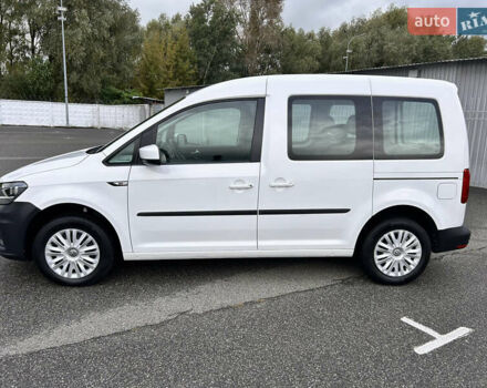 Белый Фольксваген Кадди, объемом двигателя 2 л и пробегом 167 тыс. км за 17500 $, фото 11 на Automoto.ua