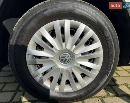 Белый Фольксваген Кадди, объемом двигателя 1.6 л и пробегом 180 тыс. км за 13000 $, фото 35 на Automoto.ua