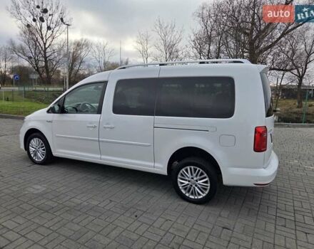 Белый Фольксваген Кадди, объемом двигателя 1.97 л и пробегом 263 тыс. км за 18700 $, фото 42 на Automoto.ua