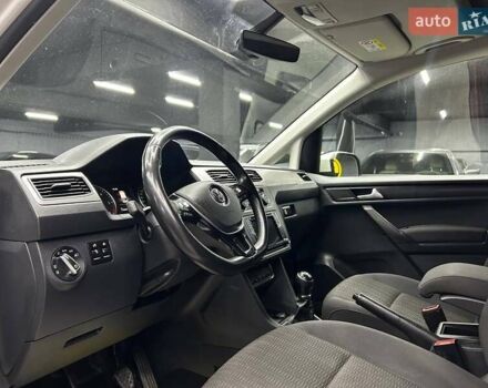 Білий Фольксваген Кадді, об'ємом двигуна 1.97 л та пробігом 256 тис. км за 18800 $, фото 20 на Automoto.ua