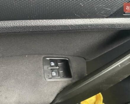 Белый Фольксваген Кадди, объемом двигателя 1.97 л и пробегом 256 тыс. км за 17800 $, фото 24 на Automoto.ua