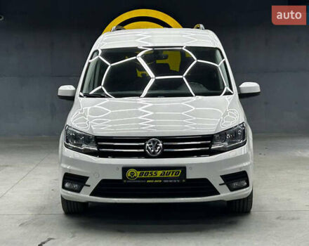 Білий Фольксваген Кадді, об'ємом двигуна 1.97 л та пробігом 256 тис. км за 18800 $, фото 1 на Automoto.ua