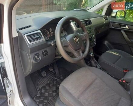 Білий Фольксваген Кадді, об'ємом двигуна 2 л та пробігом 197 тис. км за 14250 $, фото 50 на Automoto.ua