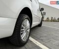 Белый Фольксваген Кадди, объемом двигателя 2 л и пробегом 150 тыс. км за 21600 $, фото 44 на Automoto.ua
