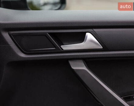 Белый Фольксваген Кадди, объемом двигателя 2 л и пробегом 215 тыс. км за 19800 $, фото 61 на Automoto.ua