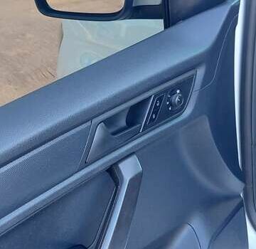 Белый Фольксваген Кадди, объемом двигателя 2 л и пробегом 212 тыс. км за 16650 $, фото 11 на Automoto.ua