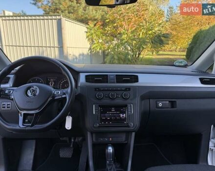 Белый Фольксваген Кадди, объемом двигателя 1.97 л и пробегом 149 тыс. км за 20300 $, фото 44 на Automoto.ua