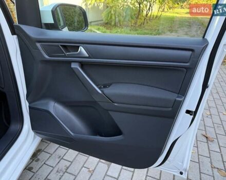 Белый Фольксваген Кадди, объемом двигателя 1.97 л и пробегом 149 тыс. км за 20300 $, фото 27 на Automoto.ua