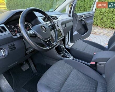 Белый Фольксваген Кадди, объемом двигателя 2 л и пробегом 149 тыс. км за 21200 $, фото 32 на Automoto.ua