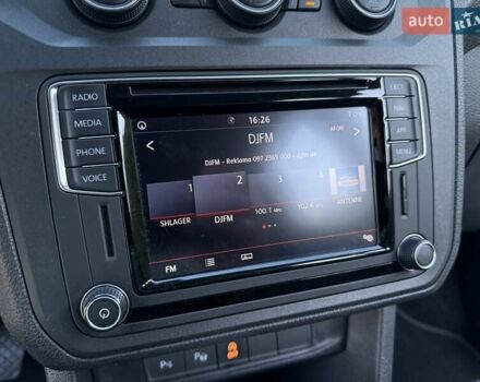 Белый Фольксваген Кадди, объемом двигателя 1.97 л и пробегом 149 тыс. км за 20300 $, фото 37 на Automoto.ua