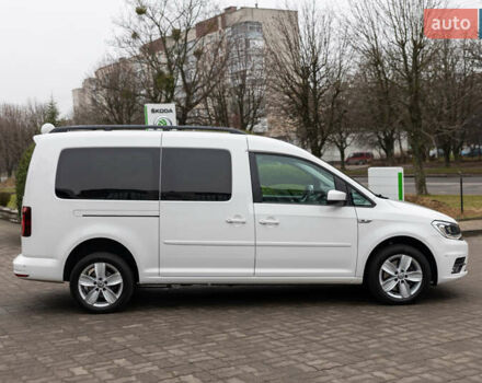 Белый Фольксваген Кадди, объемом двигателя 2 л и пробегом 215 тыс. км за 19800 $, фото 11 на Automoto.ua