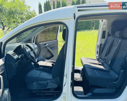 Белый Фольксваген Кадди, объемом двигателя 2 л и пробегом 47 тыс. км за 20500 $, фото 10 на Automoto.ua