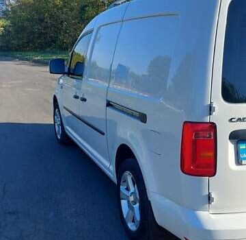 Белый Фольксваген Кадди, объемом двигателя 2 л и пробегом 212 тыс. км за 16650 $, фото 15 на Automoto.ua