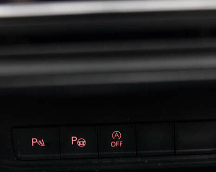 Белый Фольксваген Кадди, объемом двигателя 2 л и пробегом 215 тыс. км за 19800 $, фото 53 на Automoto.ua