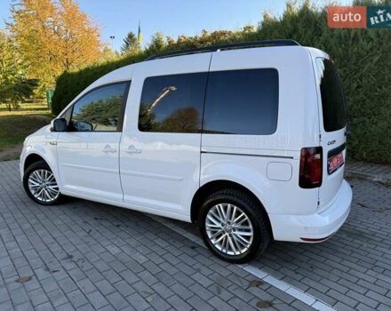 Белый Фольксваген Кадди, объемом двигателя 1.97 л и пробегом 149 тыс. км за 20300 $, фото 11 на Automoto.ua