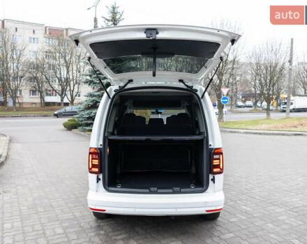 Белый Фольксваген Кадди, объемом двигателя 2 л и пробегом 215 тыс. км за 19800 $, фото 80 на Automoto.ua