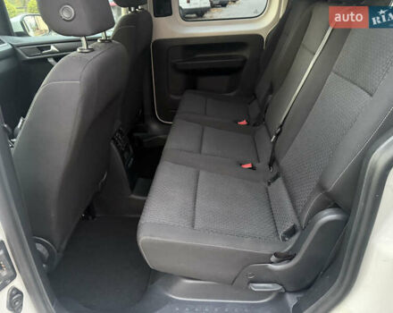 Білий Фольксваген Кадді, об'ємом двигуна 2 л та пробігом 205 тис. км за 16350 $, фото 29 на Automoto.ua