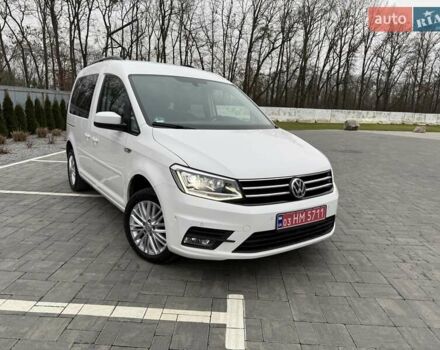 Белый Фольксваген Кадди, объемом двигателя 2 л и пробегом 150 тыс. км за 21600 $, фото 47 на Automoto.ua