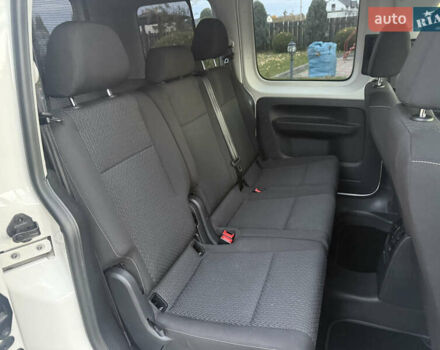 Білий Фольксваген Кадді, об'ємом двигуна 2 л та пробігом 205 тис. км за 16350 $, фото 33 на Automoto.ua