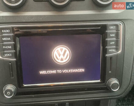 Белый Фольксваген Кадди, объемом двигателя 2 л и пробегом 229 тыс. км за 19777 $, фото 28 на Automoto.ua