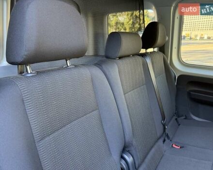 Белый Фольксваген Кадди, объемом двигателя 1.97 л и пробегом 149 тыс. км за 20300 $, фото 22 на Automoto.ua