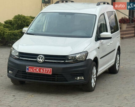 Білий Фольксваген Кадді, об'ємом двигуна 2 л та пробігом 205 тис. км за 16350 $, фото 4 на Automoto.ua
