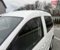 Белый Фольксваген Кадди, объемом двигателя 2 л и пробегом 150 тыс. км за 21600 $, фото 6 на Automoto.ua